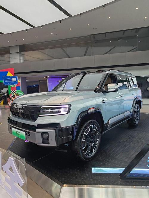 东莞企石镇清景广企业管理咨询比亚迪方程豹硬派越野的爆款，英菲尼迪35周年与你共成长